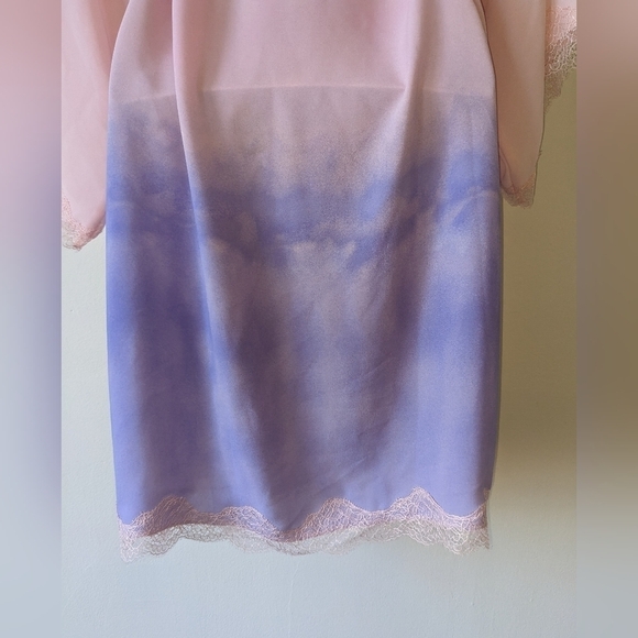 VICTORIA SECRET LIGHT PINK PURPLE KIMONO ROBE SIZE M/L - Picture 9 of 9